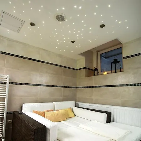 فندق Grand 4*